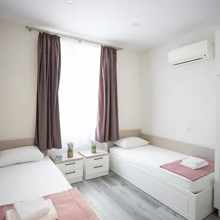 за гости стела Apartament *